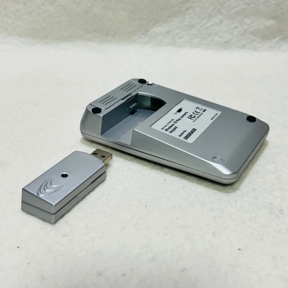 Wireless 19-Key Numeric Keypad Silver USB Receiver Portable Number Pad